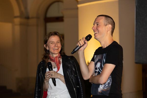 Kunstraum Niederösterreich: H13 2022 - "Metal Heads" von Elisabeth Kihlström und Alexander Martinz (1.9.2022) Foto: eSeL.at - Lorenz Seidler Foto: eSeL Lorenz Seidler
