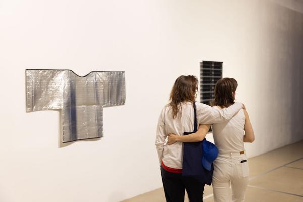 Kunstraum Niederösterreich: H13 2022 - "Metal Heads" von Elisabeth Kihlström und Alexander Martinz (1.9.2022) Foto: eSeL.at - Lorenz Seidler Foto: eSeL Lorenz Seidler