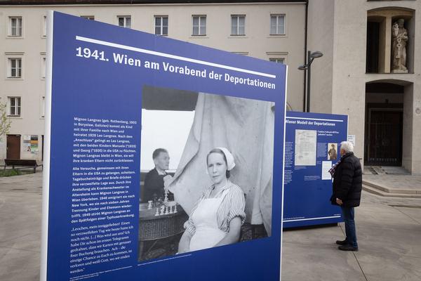 hdgö on tour: Das Wiener Modell der Radikalisierung. Österreich und die Shoah (Floridsdorf/Pius-Porsch-Platz, 7.4. - 7.7.2022) Foto: eSeL.at - Lorenz Seidler Foto: eSeL Lorenz Seidler