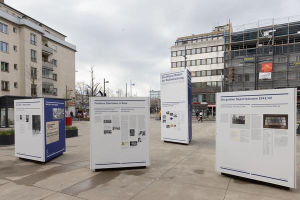 hdgö on tour: Das Wiener Modell der Radikalisierung. Österreich und die Shoah (Floridsdorf/Pius-Porsch-Platz, 7.4. - 7.7.2022) Foto: eSeL.at - Lorenz Seidler Foto: eSeL Lorenz Seidler