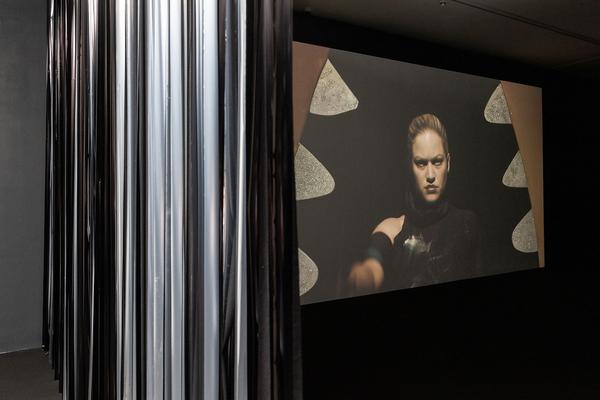 Kunsthalle Wien: Katrina Daschner. BURN & GLOOM! GLOW & MOON! (30.6. - 23.10.2022) Foto: eSeL.at - Lorenz Seidler Foto: eSeL Lorenz Seidler