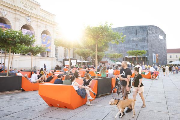 MuseumsQuartier Wien: MQ Sommerfest (12.6.2022) Foto: eSeL.at - Lorenz Seidler Foto: eSeL Lorenz Seidler