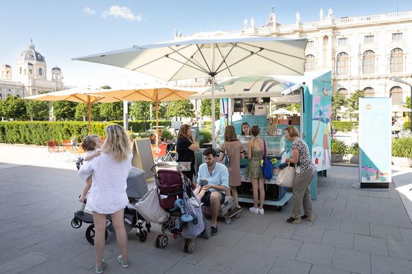 MuseumsQuartier Wien: MQ Sommerfest (12.6.2022) Foto: eSeL.at - Lorenz Seidler Foto: eSeL Lorenz Seidler