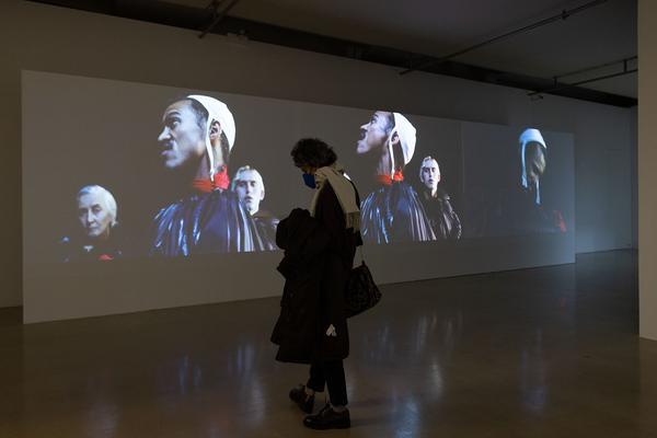 Kunstraum Niederösterreich: Dorota Gawęda & Eglė Kulbokaitė "Oh, make your fingernails into spades, Your palms into shovels" (31.3. - 14.5.2022) Foto: eSeL.at - Lorenz Seidler Foto: eSeL Lorenz Seidler