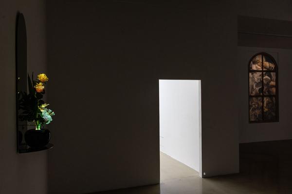 Kunstraum Niederösterreich: Dorota Gawęda & Eglė Kulbokaitė "Oh, make your fingernails into spades, Your palms into shovels" (31.3. - 14.5.2022) Foto: eSeL.at - Lorenz Seidler Foto: eSeL Lorenz Seidler
