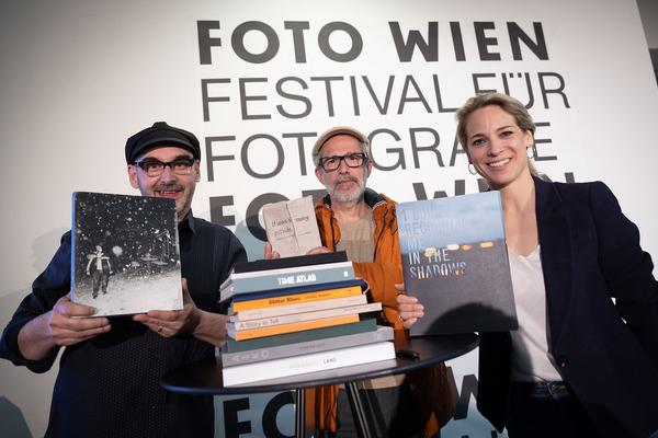 FOTO WIEN Photobook Award 2022. Preisverleihung (Festivalzentrale Augarten, 26.3.2022) Foto: eSeL.at - Lorenz Seidler Foto: eSeL Lorenz Seidler