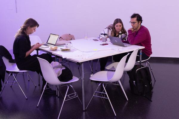 MuseumsQuartier Wien: Raum schaffen: "Co-Design Your MQ" Hackathon (21.9.2022) Foto: eSeL.at - Lorenz Seidler Foto: eSeL Lorenz Seidler