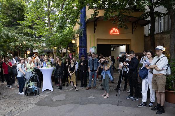 Kunst Haus Wien: Sommerfest & Eröffnung TEACH NATURE (14.6.2022) Foto: eSeL.at - Lorenz Seidler Foto: eSeL Lorenz Seidler