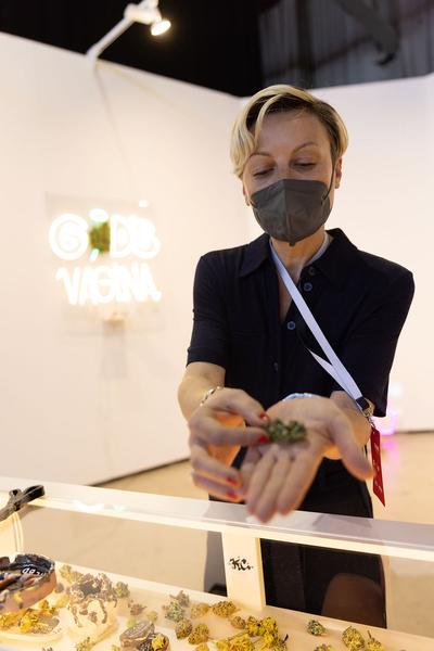 SPARK Art Fair 2022 (Marx Halle, 24.3. - 27.3.2022) Foto: eSeL.at - Lorenz Seidler Foto: eSeL Lorenz Seidler