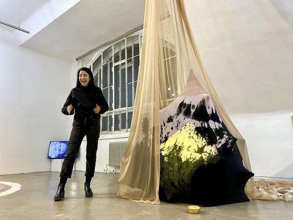 VBKÖ: Tocador (Finissage, 15.12.2022) Guadalupe Aldrete. Foto: eSeL.at - Jameli Khairli