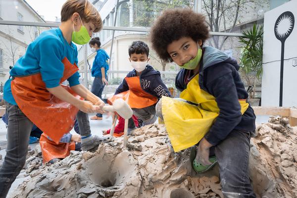 Zoom Kindermuseum: "Ton- und Gipsgeschichten im Möbelwald" Workshops für Kinder von 3 bis 12 Jahren (Zoom Atelier) Foto: eSeL.at - Lorenz Seidler Foto: eSeL Lorenz Seidler