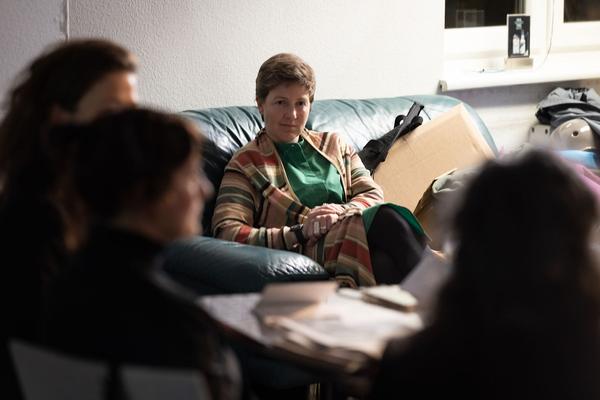 VIENNA ART WEEK Challenging Orders LINE-UP: Geschichte, Erinnerung, Monumente. Decolonizing in Vienna! (Carla Bobadilla, Petz Haselmayer) & Christina Werner im Gespräch mit Julia Hartmann (VIENNA ART WEEK) (25.11.2022) Foto: eSeL.at - Lorenz Seidler Foto: eSeL Lorenz Seidler