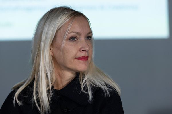VIENNA ART WEEK Challenging Orders LINE-UP: “Data, Technology & the Arts: Challenging Orders” Clemens Apprich, Thomas Fischbacher (Discover Culture), Manu Luksch, Jutta Scheibelberger im Gespräch mit Robert Punkenhofer (VIENNA ART WEEK)(25.11.2022) Foto: eSeL.at - Lorenz Seidler Foto: eSeL Lorenz Seidler