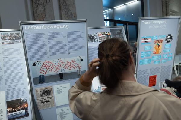 Haus der Geschichte Österreich: Was wir fordern! Minderheitenbewegungen in Österreich(25.10.2022 - 15.1.2023) Foto: eSeL.at - Lorenz Seidler Foto: eSeL Lorenz Seidler