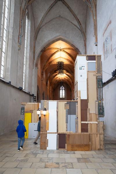 museumkrems / Dominikanerkirche: Alfredo Barsuglia - Wohnkultur (22.4. - 4.6.2023) Foto: eSeL.at - Lorenz Seidler Foto: eSeL Lorenz Seidler