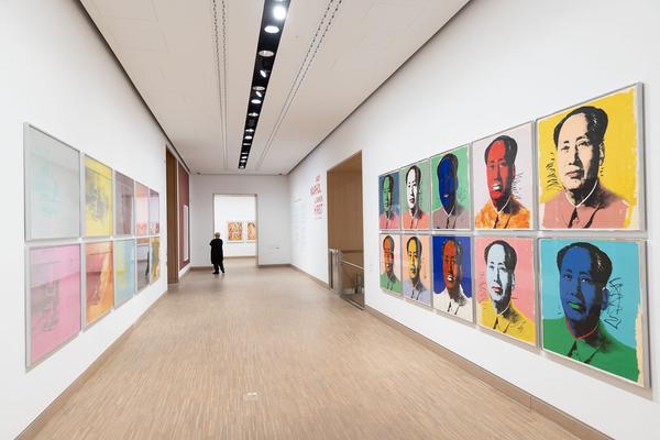 Albertina Modern: Andy Warhol bis Damien Hirst (24.2. - 23.7.2023) Foto: eSeL.at - Lorenz Seidler Foto: eSeL Lorenz Seidler