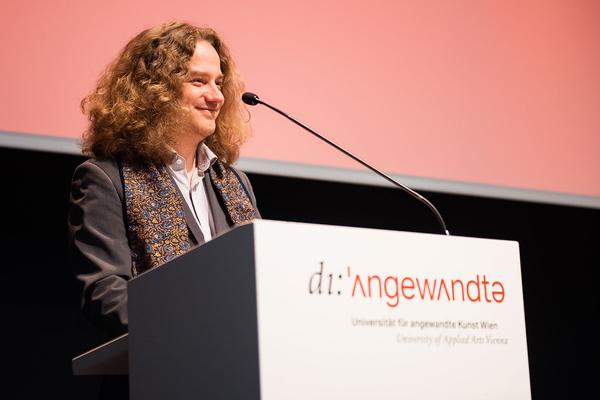 Universität für angewandte Kunst: Sponsion & Promotion (3.2.2023) Foto: eSeL.at - Joanna Pianka Foto: eSeL.at - Joanna Pianka