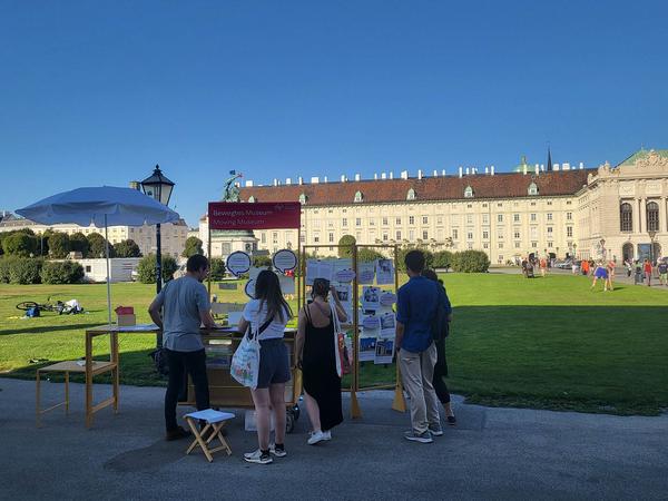 Haus der Geschichte Österreich: Bewegtes Museum -  Im Gespräch am Heldenplatz (7.9.2023) Foto: eSeL.at - Fricka Lindemann Foto: eSeL.at - Fricka "FLiege" Lindem