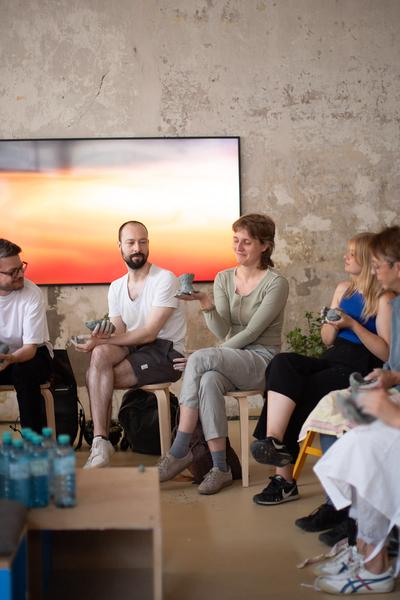 Kunst Haus Wien Close/d: “Erdfühlung” Lehm-Workshop mit Stephanie Winter & Salon Hybrid (28.7.2023) Foto: eSeL.at - Marlen Pitha Foto: PhotoMar