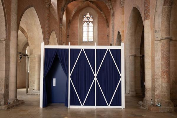 Dominikanerkirche Krems: Damir Očko. Bird’s milk and other spirits (1.7. - 29.10.2023) Foto: eSeL.at - Lorenz Seidler Foto: eSeL Lorenz Seidler