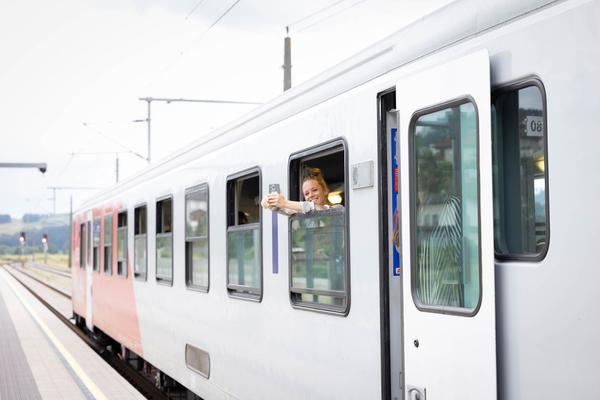 Festival der Regionen 2023: "Höchste Eisenbahn" Eröffnung FdR*ZUG (Linz > Horní Dvořiště, 23.6.2023) Foto: eSeL.at - Lorenz Seidler Foto: eSeL Lorenz Seidler