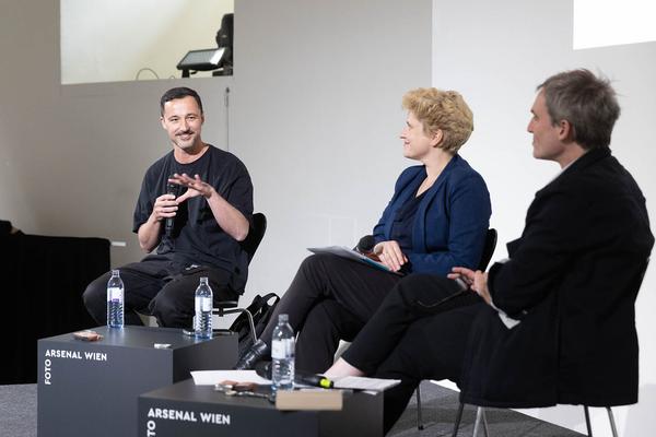 FOTO WIEN: Opening Days: Politics of Images: Panel "Zirkulation" (MQ, 2.6.2023) Foto: eSeL.at - Lorenz Seidler Foto: eSeL Lorenz Seidler
