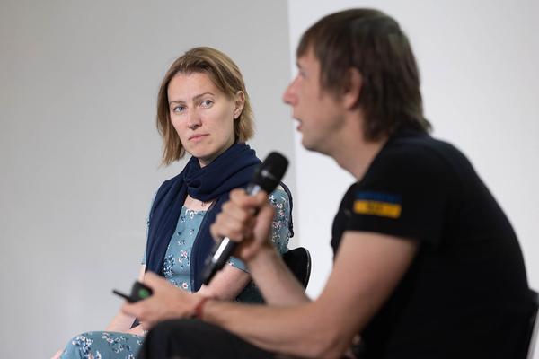 FOTO WIEN: Opening Days. The Politics of Images: Frontlinien. Panel mit Sasha Kurmaz (MQ, 2.6.2023) Foto: eSeL.at - Lorenz Seidler Foto: eSeL Lorenz Seidler