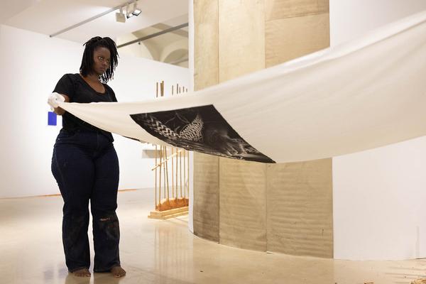 Kunstraum Niederösterreich: H13 Performance Award 2023 - Rehema Chachage (1.9.2023) Foto: eSeL.at - Lorenz Seidler Foto: eSeL Lorenz Seidler