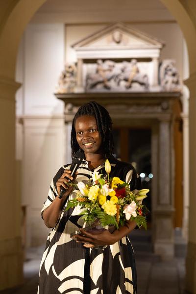 Kunstraum Niederösterreich: H13 Performance Award 2023 - Rehema Chachage (1.9.2023) Foto: eSeL.at - Lorenz Seidler Foto: eSeL Lorenz Seidler