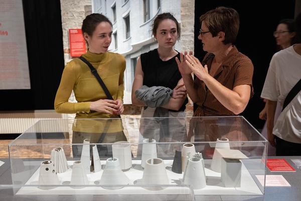 Architekturzentrum Wien: Hollein Calling. Architektonische Dialoge (Eröffnung, 20.9.2023 - 12.2.2024) Foto: eSeL.at - Lorenz Seidler Foto: eSeL Lorenz Seidler