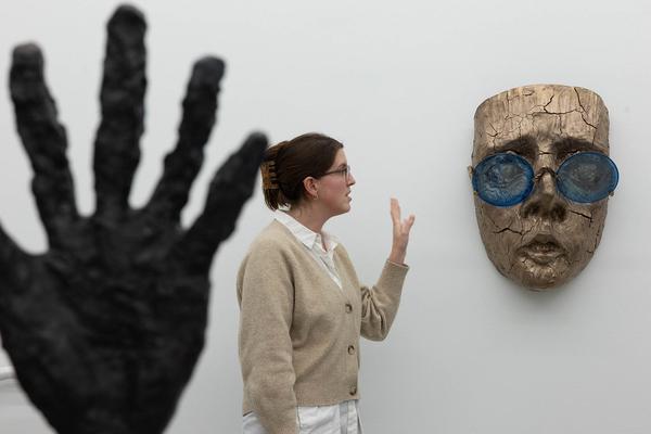 VIENNA ART WEEK Gallery Tour / Galerie Eva Presenhuber: Jean-Marie Appriou & Andrew Lord (8.11. - 22.12.2023)  Foto: eSeL.at - Lorenz Seidler Foto: eSeL Lorenz Seidler