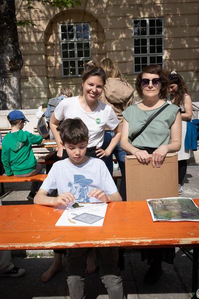 MuseumsQuartier Wien: Das Blaue Experiment. Cyanotypie Workshop @ KinderKulturParcours 2023 (6.5.2023) Foto: eSeL.at - Lorenz Seidler Foto: eSeL Lorenz Seidler