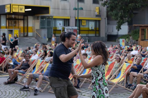 Kultursommer Wien: Desabafo no pé (Schrödingerplatz, 15.7.2023) Foto: eSeL.at - Lorenz Seidler Foto: eSeL Lorenz Seidler