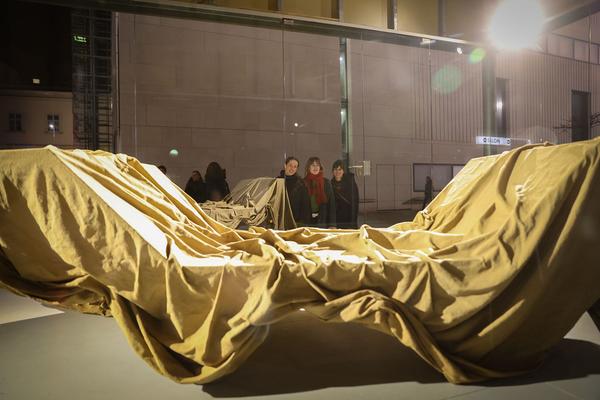 MQ Art Box: "ENZA" Cosma Kremser & Lea Fröhlinger (22.2. - 7.5.2023) Foto: eSeL.at - Lorenz Seidler Foto: eSeL Lorenz Seidler