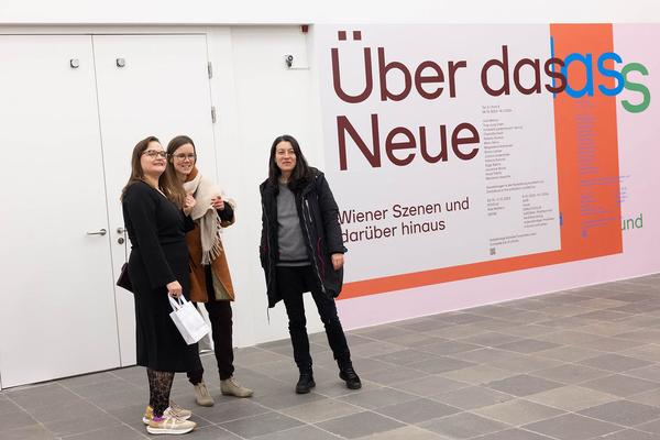 Belvedere 21: Über das Neue – Teil 3. Midissage (7.12.2023) Foto: eSeL.at - Lorenz Seidler Foto: eSeL Lorenz Seidler
