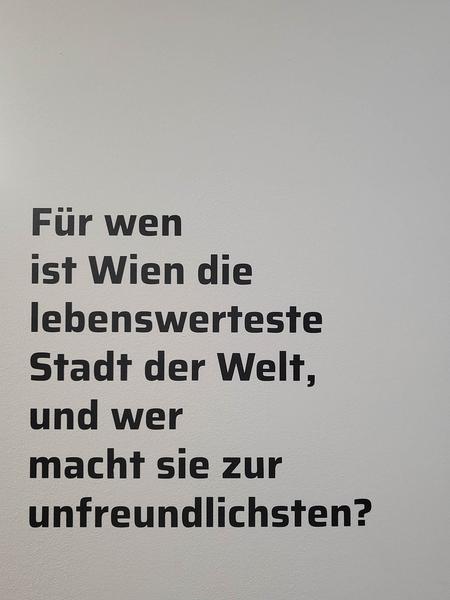 A...kademie Exhibit Eschenbachgasse: Muslim*Contemporay 2023 (6.11. - 12.11.2023) Foto: eSeL.at - Fricka Lindemann Foto: eSeL.at - Fricka Lindemann