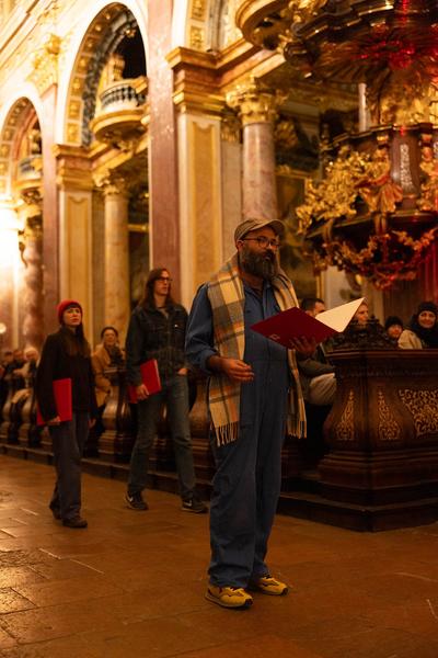 Vienna Art Week 2023: Nocturnal (Com)Passion Performance (Jesuitenkirche, 15.11.2023) Foto: eSeL.at - Lorenz Seidler Foto: eSeL Lorenz Seidler