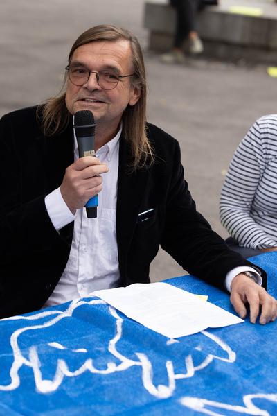 Akademie der Bildenden Künste Wien / Schillerplatz: Platz nehmen #1 "Schiller Killer – Töte Goethe" (12.10.2023) Foto: eSeL.at - Lorenz Seidler Foto: eSeL Lorenz Seidler