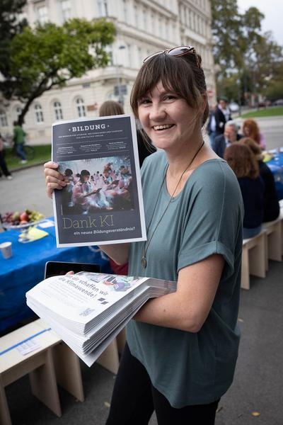 Akademie der Bildenden Künste Wien / Schillerplatz: Platz nehmen #1 "Schiller Killer – Töte Goethe" (12.10.2023) Foto: eSeL.at - Lorenz Seidler Foto: eSeL Lorenz Seidler