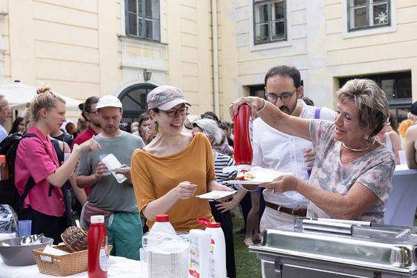 Volkskundemuseum Wien: Sommerfest x 10 Jahre Vermehrt Schönes (4.7.2023) Foto: eSeL.at - Lorenz Seidler Foto: eSeL Lorenz Seidler