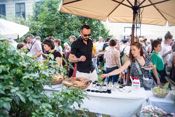 Volkskundemuseum Wien: Sommerfest x 10 Jahre Vermehrt Schönes (4.7.2023) Foto: eSeL.at - Christian Tietge Foto: eSeL.at -  Christian Tietge