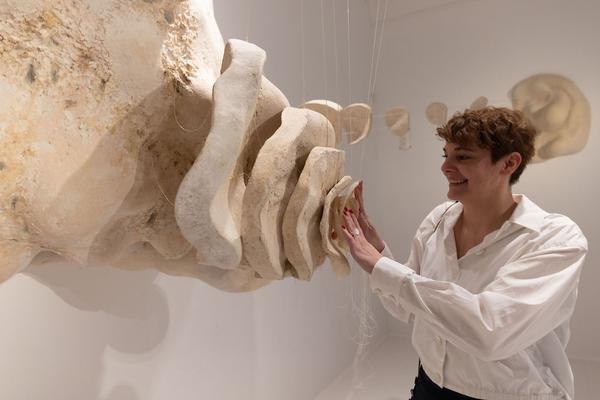 MAK: Sonja Bäumel "Entangled Relations - Animated Bodies" (1.2 - 30.4.2023 ) Foto: eSeL.at - Lorenz Seidler Foto: eSeL Lorenz Seidler