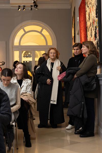 VIENNA ART WEEK 2023: Inciting Passion Line Up 2023: "The Passion of Curating" (Dorotheum, 16.11.2023) Foto: eSeL.at - Lorenz Seidler Foto: eSeL Lorenz Seidler