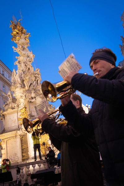 WIEN MODERN 2023: Olga Neuwirth "Gassatim-Konzert" (Graben/Pestsäule, 21.11.2023) Foto: eSeL.at - Lorenz Seidler Foto: eSeL Lorenz Seidler