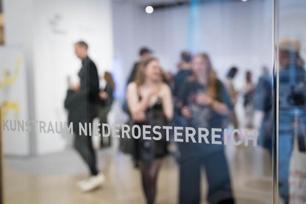 Kunstraum Niederösterreich: All the feels! (06.06.2024 - 27.07.2024) Foto: eSeL.at - Sarah Tasha Hauber Foto: eSeL.at - Sarah Tasha Hauber