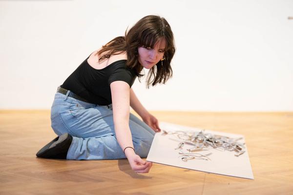 Akademie der bildenden Künste Wien (Exhibit Studio Schillerplatz): All you have is not just Flesh and Bones (14.03. - 26.05.2024) Foto: Felix Kubitza