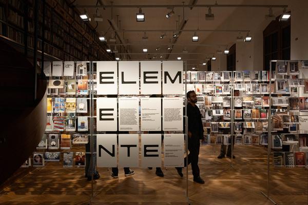ELEMENTE.Adam Štěchs Blick auf architektonische Details (MAK Kunstblättersaal, 18.9.2024 - 2.3.2025) Foto: eSeL.at - Lorenz Seidler