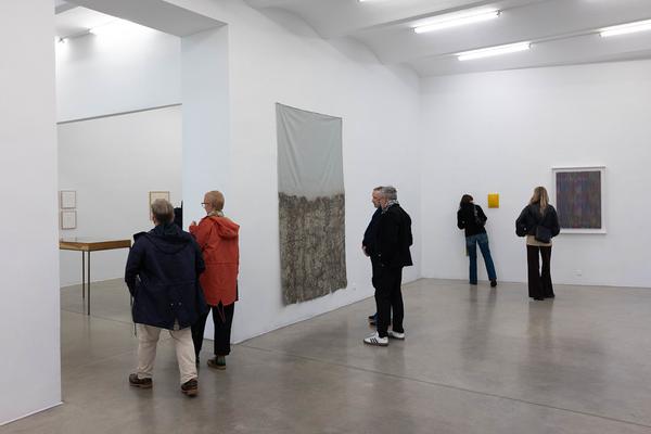 "What do I want to know?" - curated by Friedemann Malsch (Christine König Galerie, 13.9. - 19.10.2024) Foto: eSeL.at - Lorenz Seidler