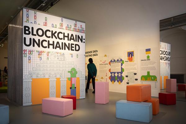 Blockchain:Unchained. New Tools for Democracy (MAK Galerie, 20.11.2024—17.8.2025) Foto: eSeL.at - Lorenz Seidler