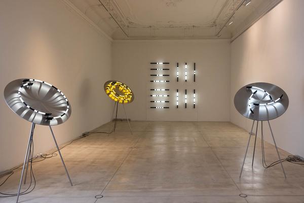 Galerie Krinzinger: Brigitte Kowanz "remember the future" (21.3. - 18.5.2024) Foto: eSeL.at - Lorenz Seidler Foto: eSeL Lorenz Seidler